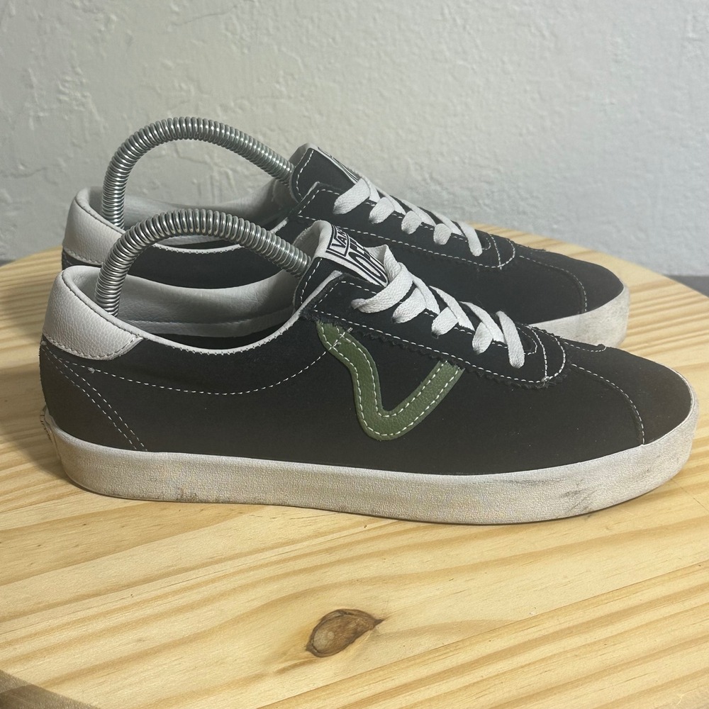 Vans Sport Low Men 7 Women 8.5 Black Suede Green V Retro Skate Sneakers